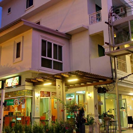 V Style Boutique Hotel Pattaya Bagian luar foto