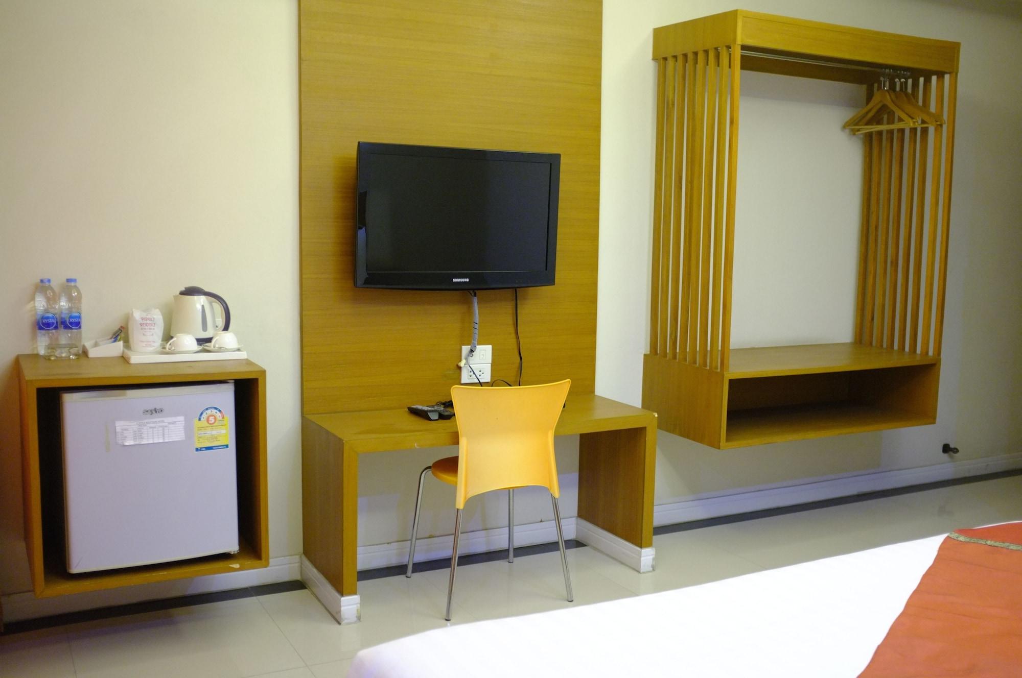 V Style Boutique Hotel Pattaya Bagian luar foto