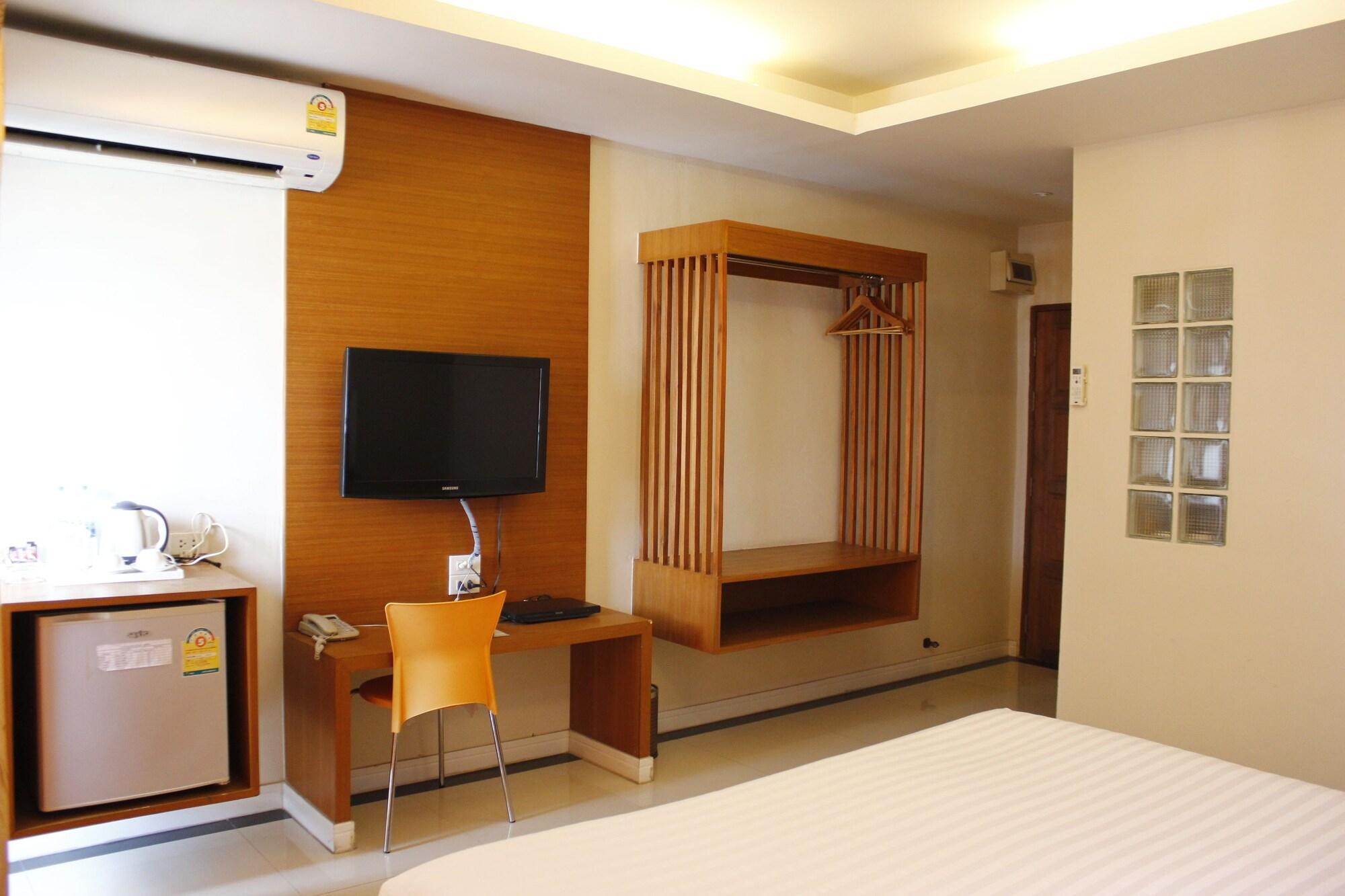 V Style Boutique Hotel Pattaya Bagian luar foto