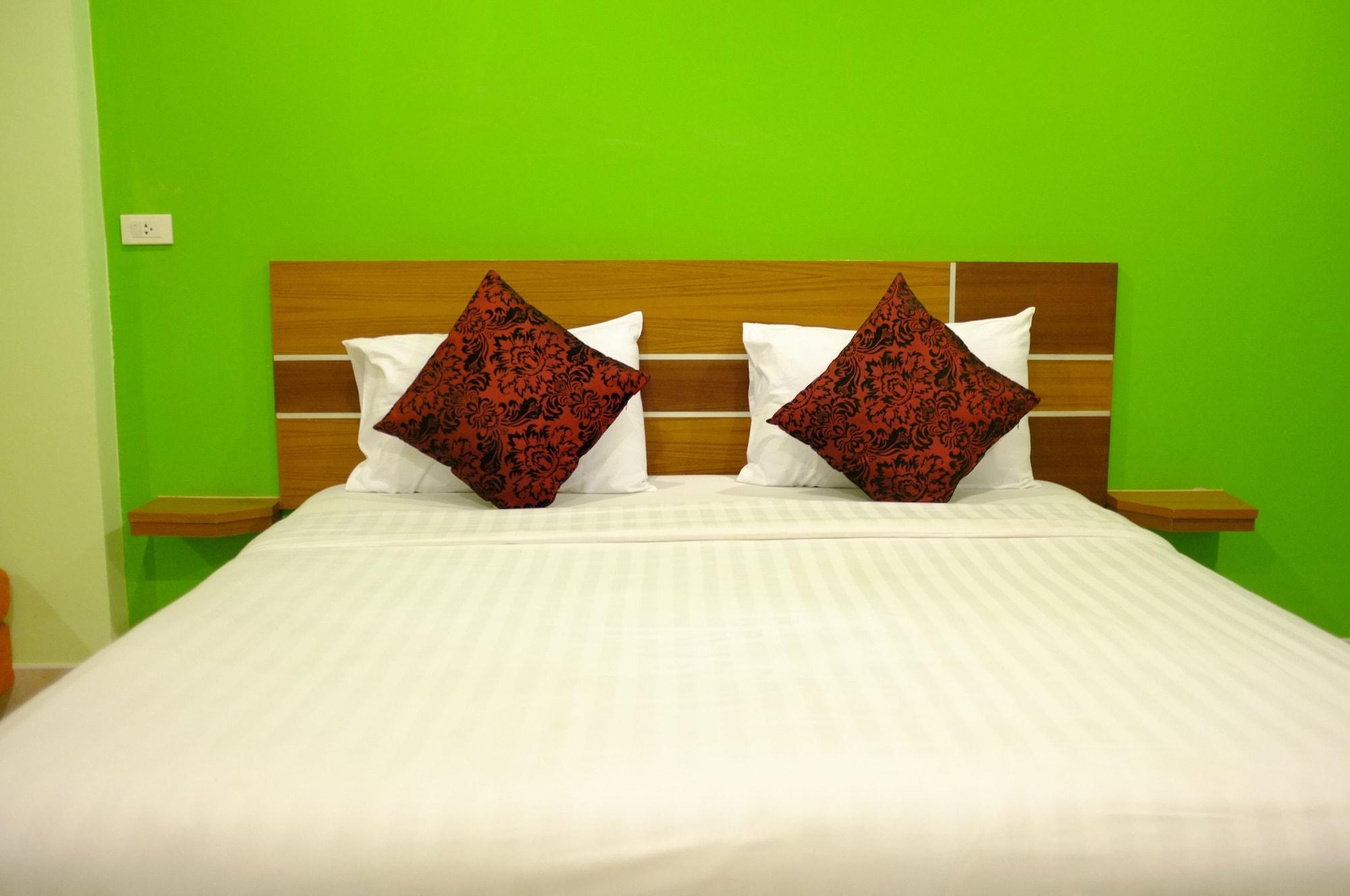 V Style Boutique Hotel Pattaya Bagian luar foto