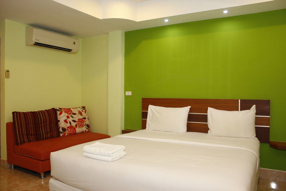 V Style Boutique Hotel Pattaya Bagian luar foto