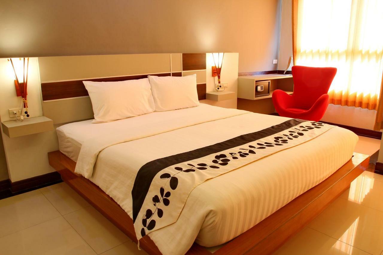 V Style Boutique Hotel Pattaya Bagian luar foto